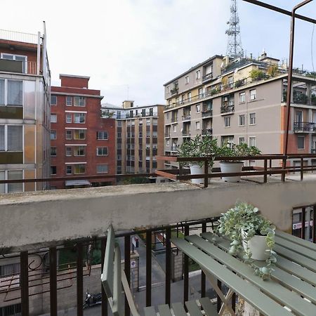 Primopiano - Giacosa Lägenhet Milano Exteriör bild